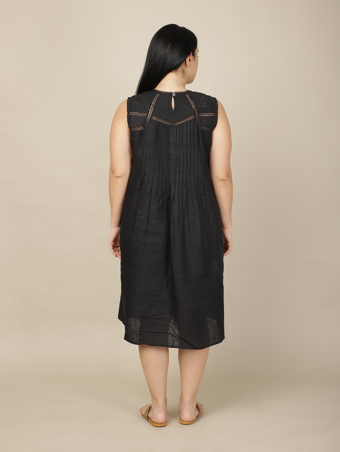 Lace reverie black linen dress